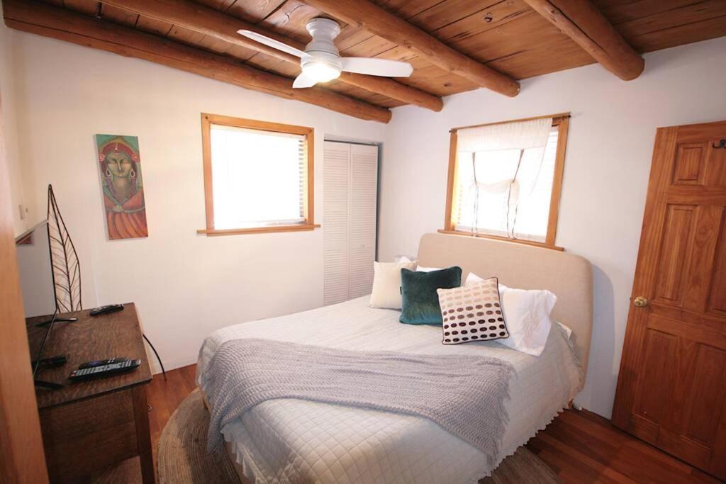 Villa Galisteo Getaway - Courtyard - Near Railyard Santa Fe Exterior foto