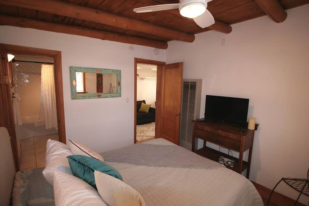 Villa Galisteo Getaway - Courtyard - Near Railyard Santa Fe Exterior foto